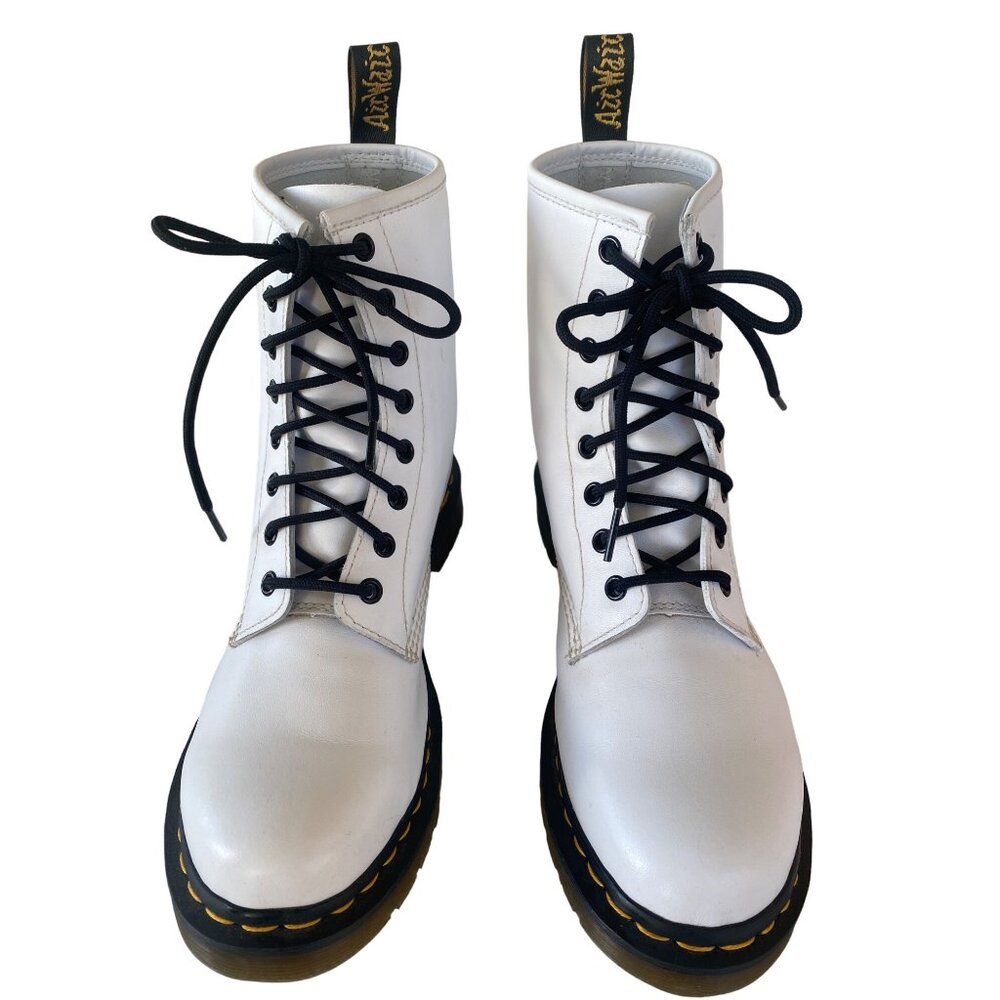 New Dr. Martens W's 10 EU 42 Smooth Leather Lace Up Boots White No box MSRP$170 - Picture 4 of 16